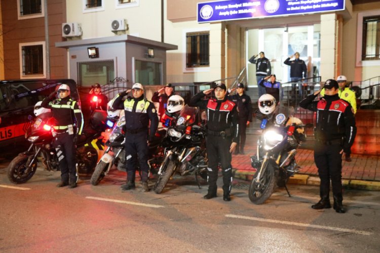 Polisten sağlık &ccedil;alışanlarına destek geldi