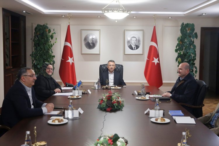 &Ccedil;ankaya K&ouml;şk&uuml;'nde 'koronavir&uuml;s' toplantısı yapıldı