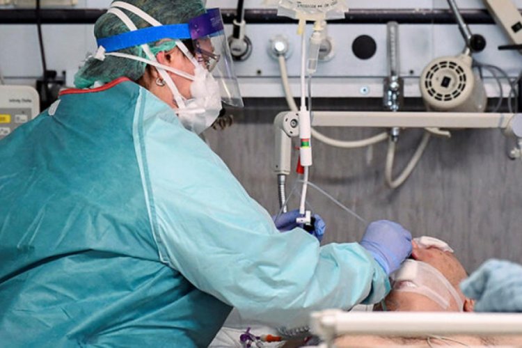 Fransız doktordan korkutan uyarı: "İki saat i&ccedil;inde boğuluyorlar!"