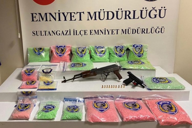 Uyuşturucu hap operasyonu: 60 bin extacy ele ge&ccedil;irildi