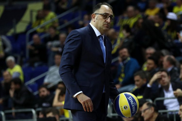 Fenerbah&ccedil;e Beko İdari Menajeri Cenk Renda: Y&uuml;zde 1 milyon koronayım