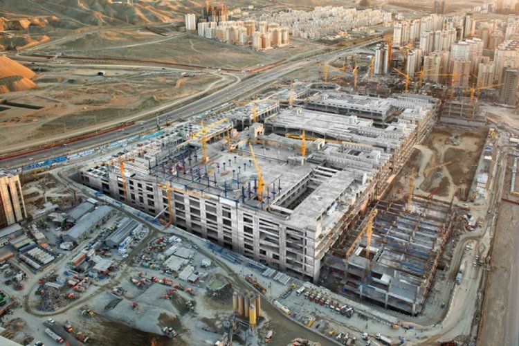 İran d&uuml;nyanın en b&uuml;y&uuml;k AVM'sini hastaneye &ccedil;eviriyor