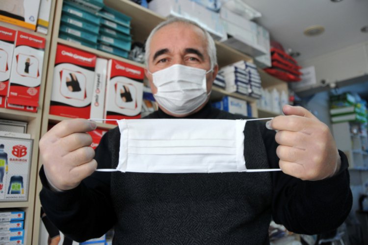 Fiyat katlanınca terziden &ccedil;ıkma bez maskelere talep arttı