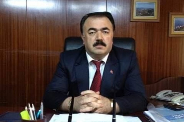 Eski belediye başkanı karı-kocayı &ouml;ld&uuml;r&uuml;p kafasına sıktı!