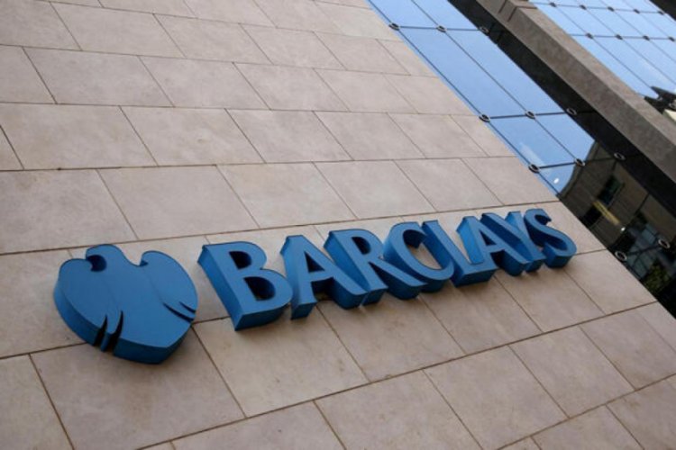 Barclays, petrol fiyat tahminlerini d&uuml;ş&uuml;rd&uuml;