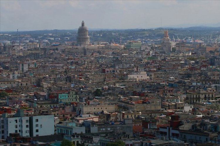 K&uuml;ba ve Nepal, yeni tip koronavir&uuml;se karşı &ouml;nlemleri artırıyor