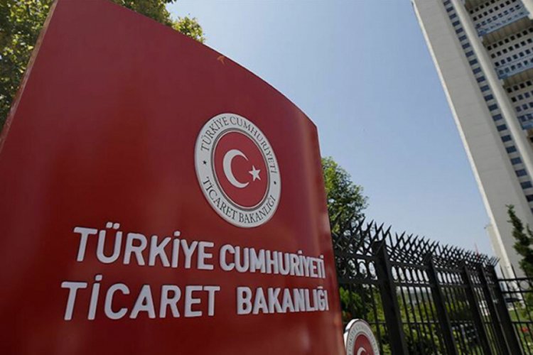 Ticaret Bakanlığı'ndan &Ccedil;eşme'ye gelen İtalyan gemisiyle ilgili a&ccedil;ıklama