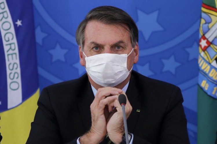 Brezilya Devlet Başkanı Bolsonaro: Corona vir&uuml;s krizi medyanın bir oyunu