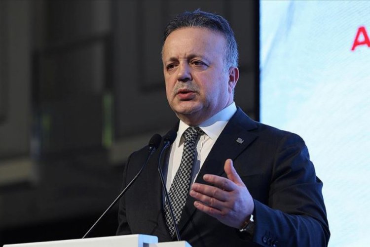 TİM Başkanı G&uuml;lle: G&uuml;nl&uuml;k 1 milyon adet maske ve 100 bin litre dezenfektan &uuml;retilecek