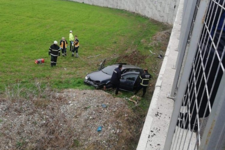 50 metre s&uuml;r&uuml;klenen ara&ccedil;tan cansız bedeni &ccedil;ıktı