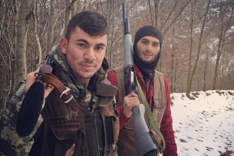 Domuz avında arkadaşı tarafından vuruldu