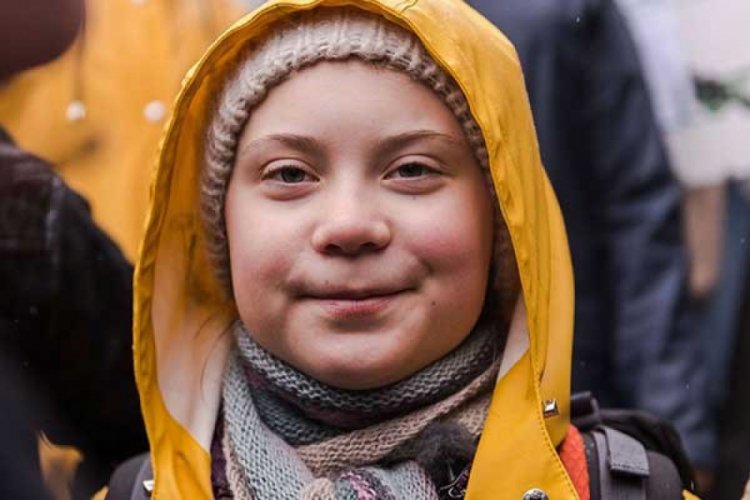 Greta Thunberg ve babası kendilerini karantinaya aldı