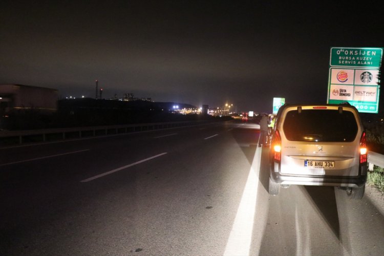 Bursa'da otomobil yayaya &ccedil;arptı