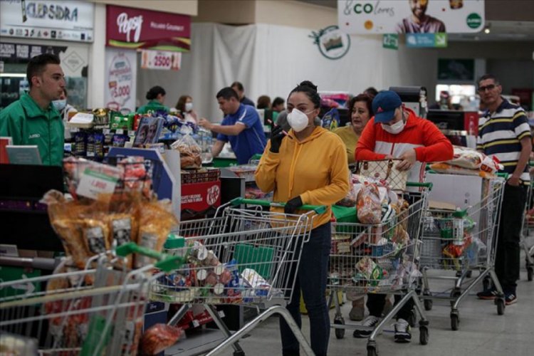Kolombiya'da genel karantina uygulanmaya başlandı