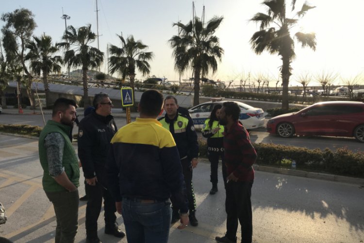 Ters y&ouml;ne giren motosiklet kazaya neden oldu