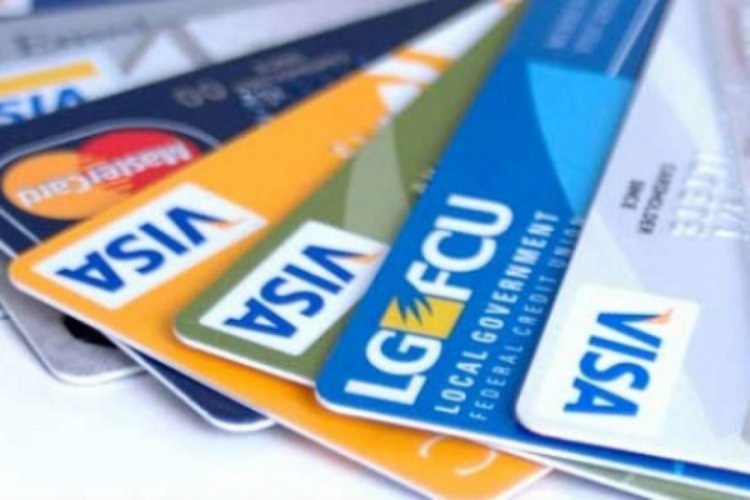 Kredi kartını başkasına teslim eden bankaya ceza