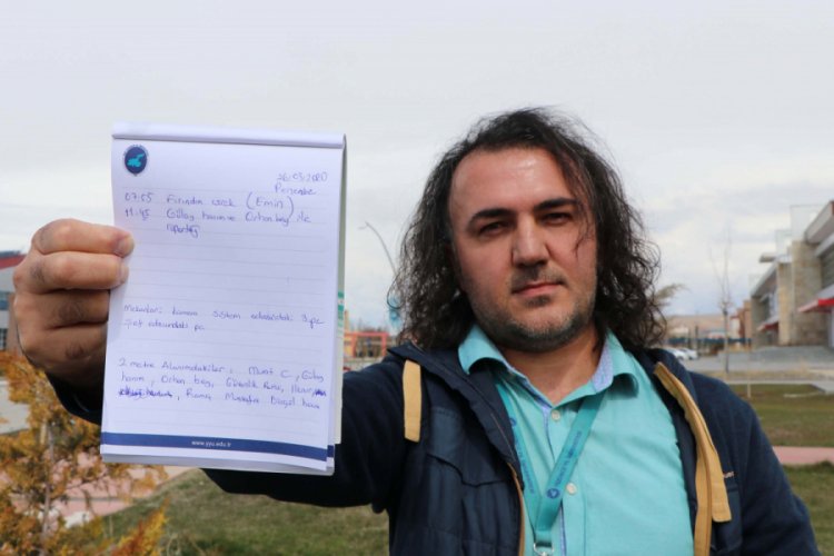Koronavir&uuml;sten sonra başladı! Temas kurduğu kişileri tarih ve saatiyle not alıyor