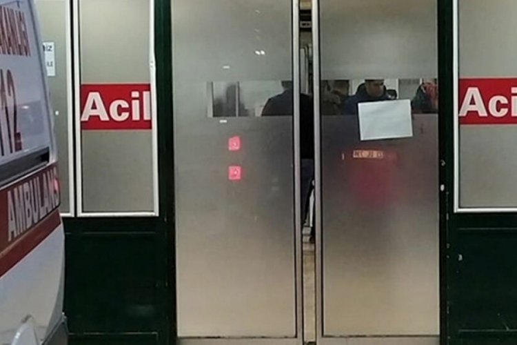74 yaşındaki hasta karantinada olduğu hastaneden ka&ccedil;tı