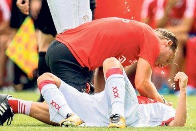 Abdelhak Nouri 2 yıl 9 ay sonra komadan &ccedil;ıktı
