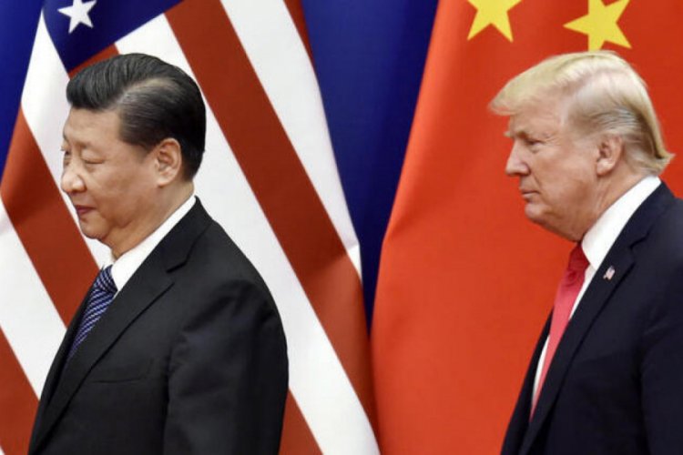 Trump ile &Ccedil;in Devlet Başkanı Şi telefon g&ouml;r&uuml;şmesi yaptı