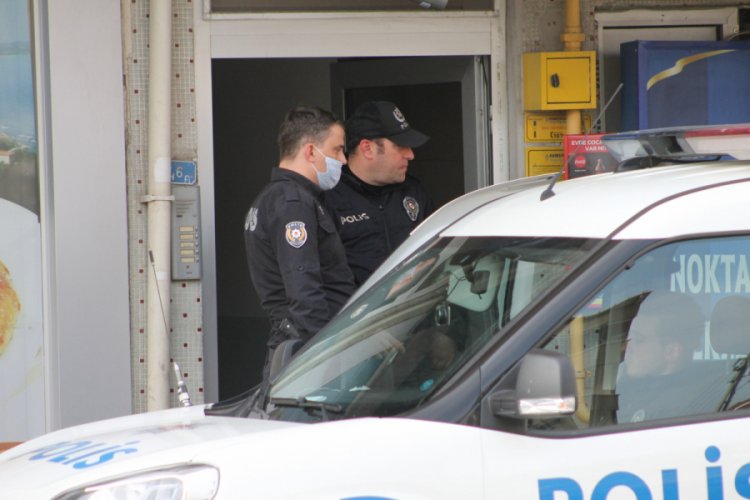 Yaşlı adam evinde &ouml;l&uuml; bulundu