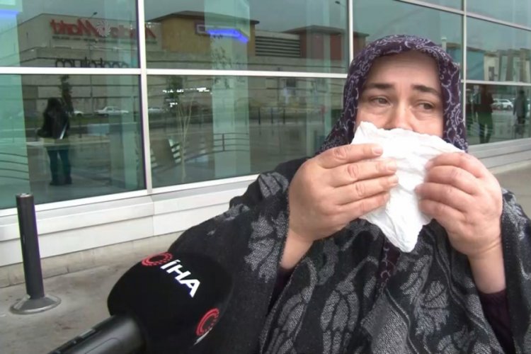 Bursa'da bilet bulamayan kadın h&uuml;ng&uuml;r h&uuml;ng&uuml;r ağladı