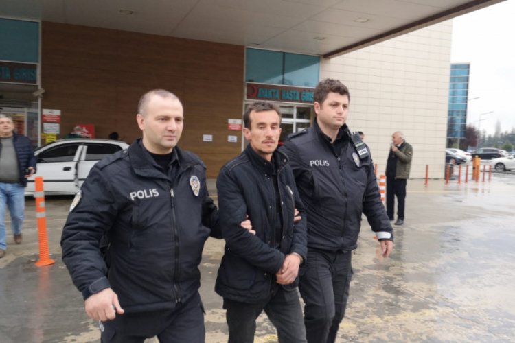 Bursa'da engelli vatandaşın tekerlekli sandalyesini &ccedil;alan hırsız tutuklandı