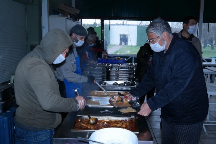 Bursa'da evsizler için koruma kalkanı