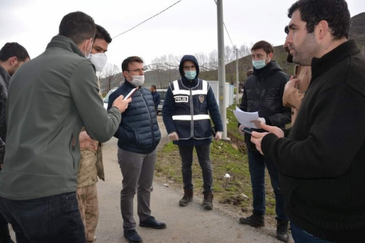 3 otob&uuml;s s&uuml;r&uuml;c&uuml;s&uuml;ne korona vir&uuml;s cezası