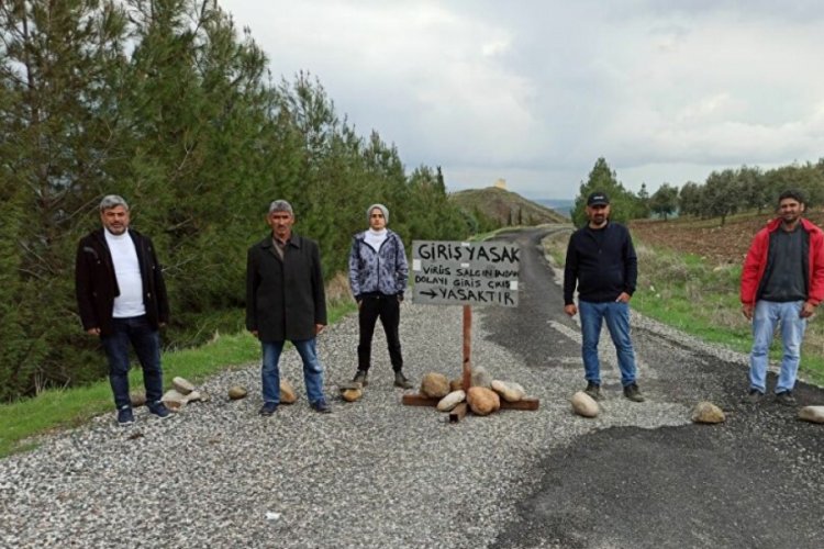 K&ouml;y&uuml; kendileri karantinaya aldılar