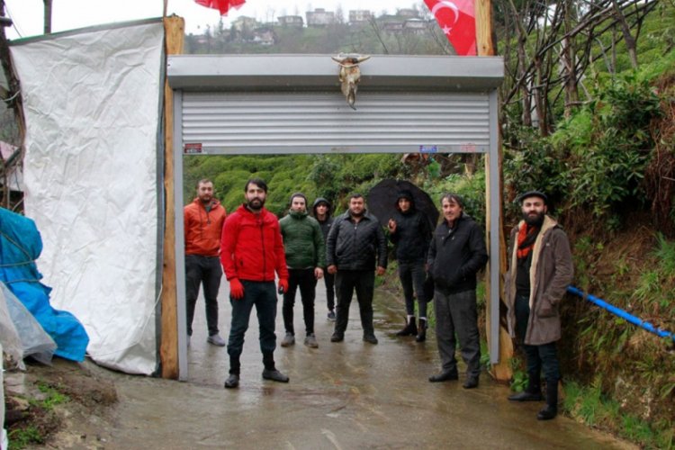 Corona vir&uuml;se karşı kepenkli &ouml;nlem