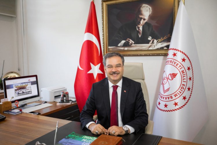 Milli Eğitim M&uuml;d&uuml;r&uuml; Arpacı'dan velilere "evde kalın" mesajı