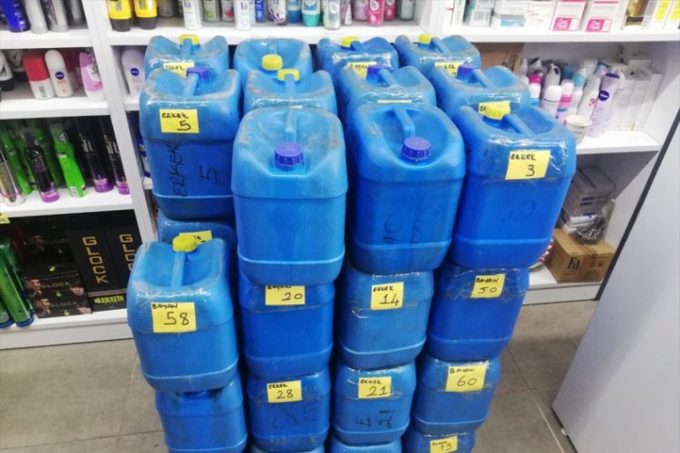 Sahte kolonya ve kişisel bakım &uuml;r&uuml;n&uuml; operasyonu