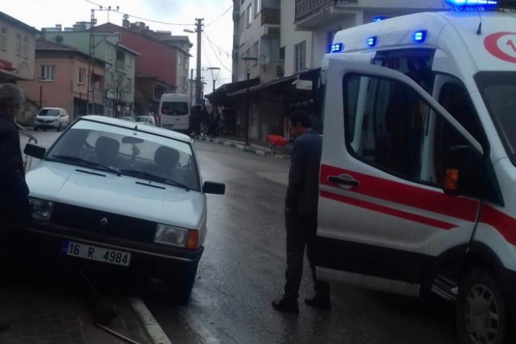 Bursa'da engelli adam el frenini indirdi aile ölümden döndü