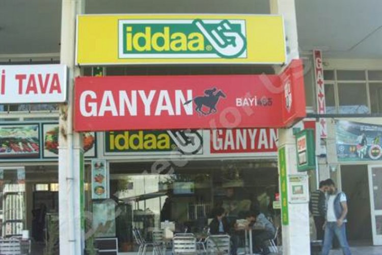 Ganyan ve iddia bayilerinin faaliyetleri durduruldu