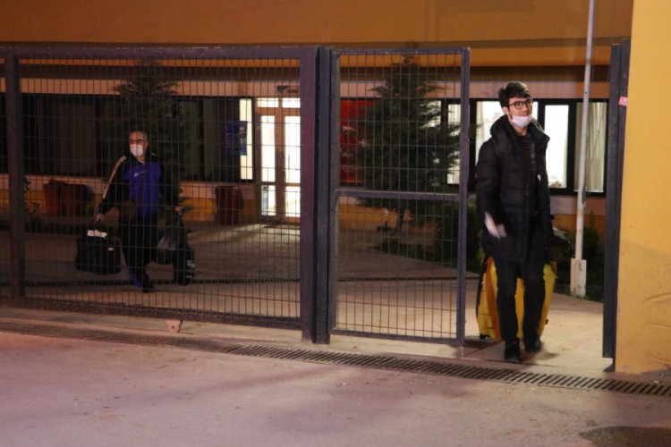 Kocaeli'de karantina altındaki vatandaşların tahliyesine başlandı