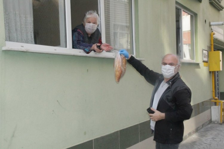 Annesi i&ccedil;in 150 kilometre geliyor ama sarılamadan d&ouml;n&uuml;yor
