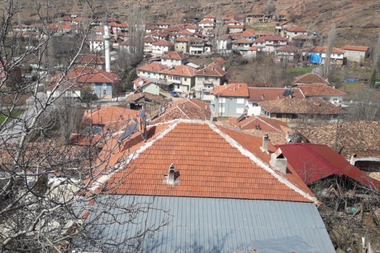 Uşak'ta bir k&ouml;y karantinaya alındı