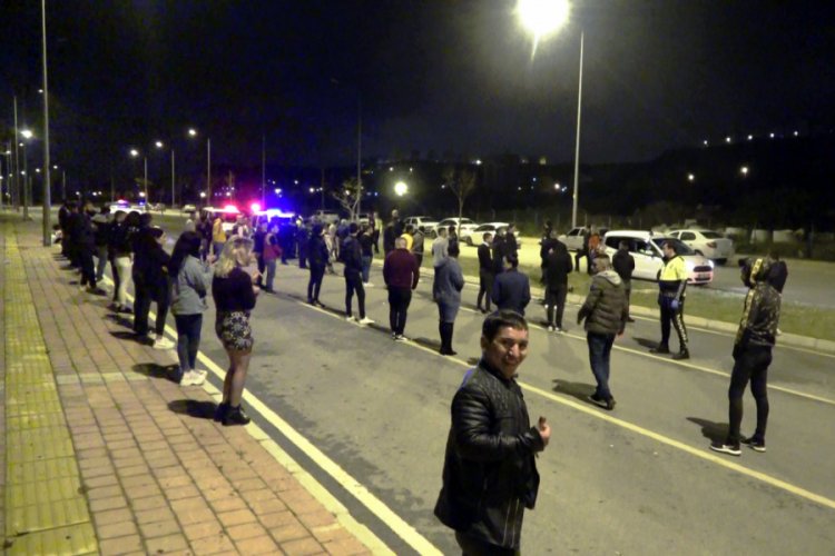 Dans&ouml;zl&uuml; drift partisine polis baskını: 51 kişiye ceza