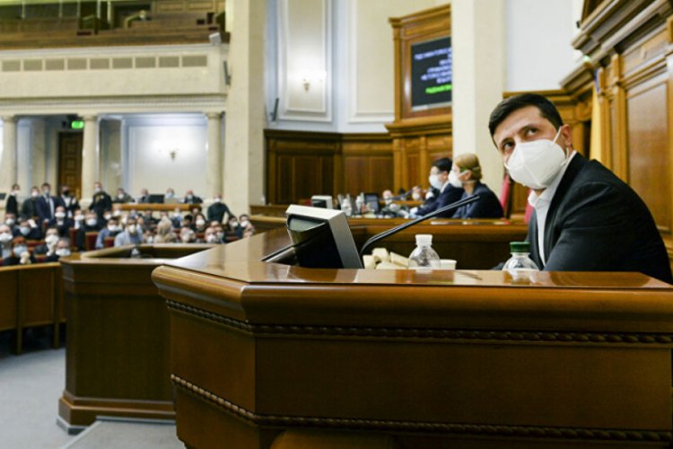 Vladimir Zelenskiy, koronavir&uuml;s&uuml; &Ccedil;ernobil faciasına benzetti