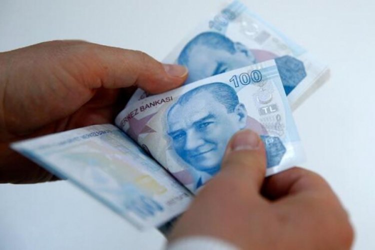 Sağlık &ccedil;alışanlarının maaşından kesinti yapılacağı iddialarına yalanlama