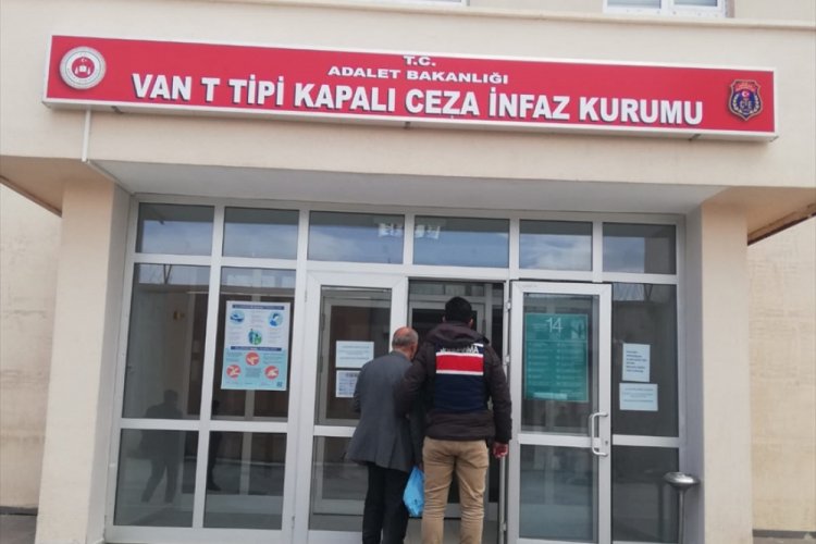 Firari yakalanmamak i&ccedil;in evi ile ahır arasına t&uuml;nel yapmış