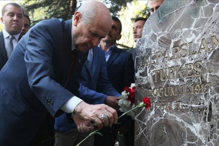 Bah&ccedil;eli'den T&uuml;rkeş'i anma mesajı