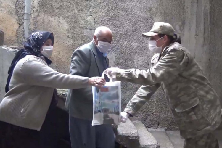 MSB: Mehmet&ccedil;iğimiz 'Covid-19' ile m&uuml;cadelede milletimizin yanında