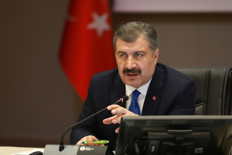 Sağlık Bakanı Koca'dan flaş a&ccedil;ıklamalar! T&uuml;rkiye'de koronavir&uuml;sten can kaybı 425'e y&uuml;kseldi