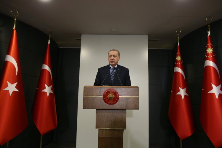 Cumhurbaşkanı Erdoğan a&ccedil;ıkladı! 31 şehre giriş-&ccedil;ıkışlar kapatıldı, 20 yaş altına sokağa &ccedil;ıkma yasağı getirildi