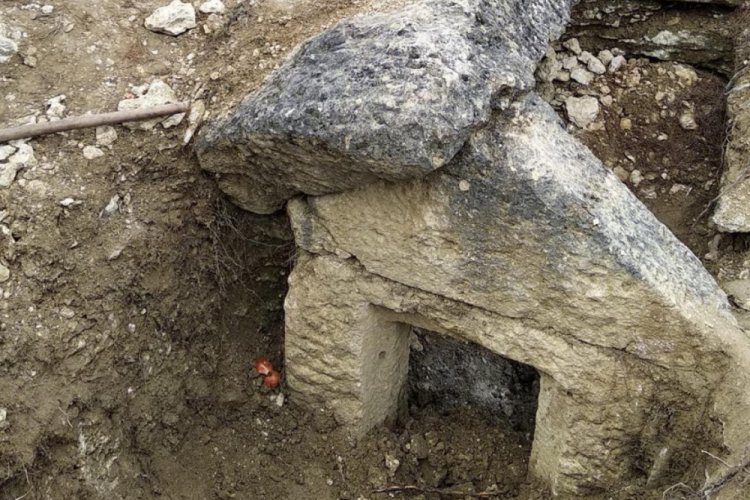 Ka&ccedil;ak kazı yapan 3 kişi su&ccedil;&uuml;st&uuml; yakalandı
