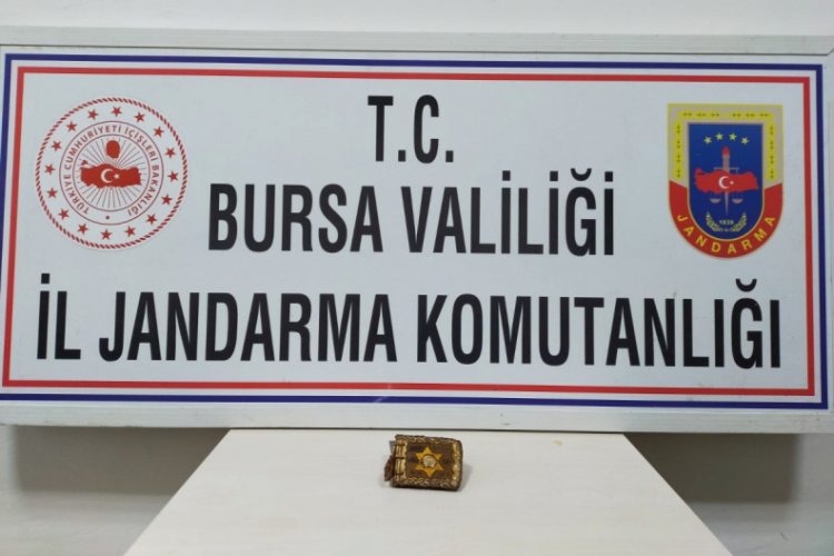 Bursa'da 2300 yıllık Tevratı satarken yakalandı