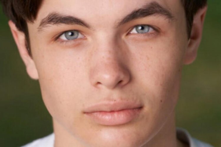 16 yaşındaki oyuncu Logan Williams aniden &ouml;ld&uuml;