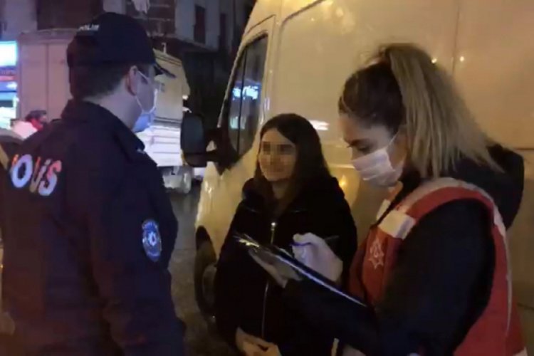 "Bizi nereye kadar tutacaklar" diyen gen&ccedil; kıza 3 bin lira ceza!